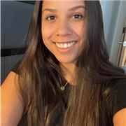 Hablante nativa de portugués, pacienciente, teniendo experiencia auxiliando niños. Imparte classes de forma presencial y online.